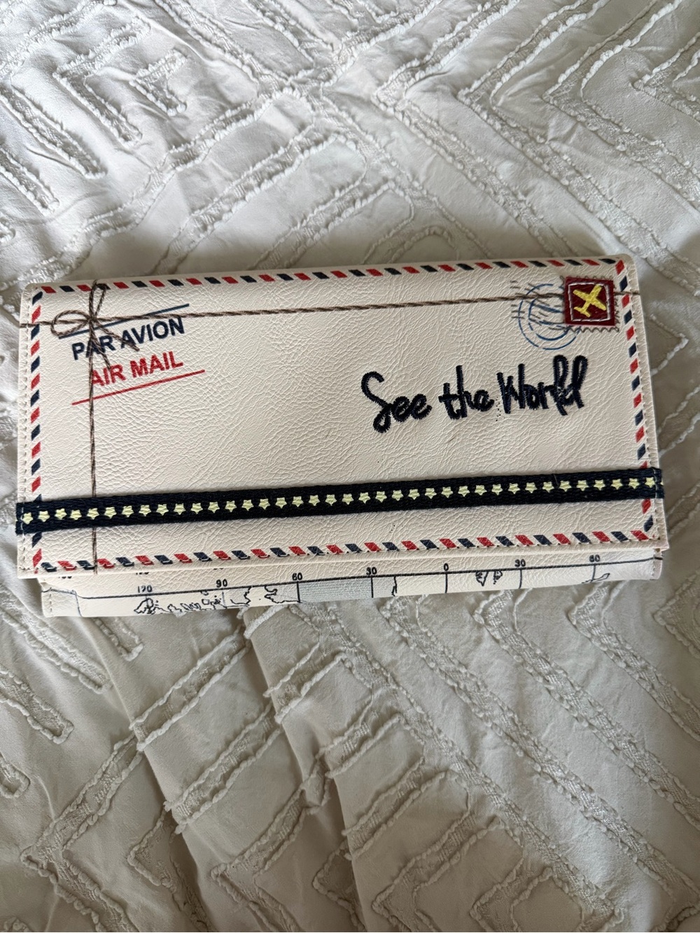See the World White Envelope Wallet